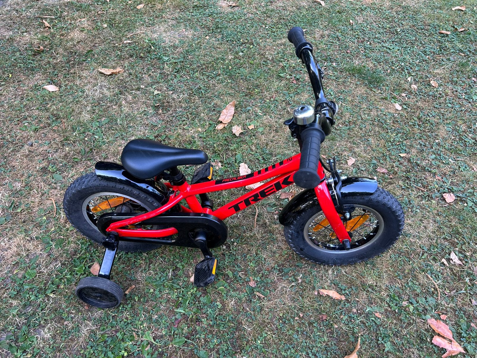 Trek kinderfiets Precaliber 12” met afneembare zijwielen, Ophalen, Terugtraprem, Zijwieltjes, Gebruikt