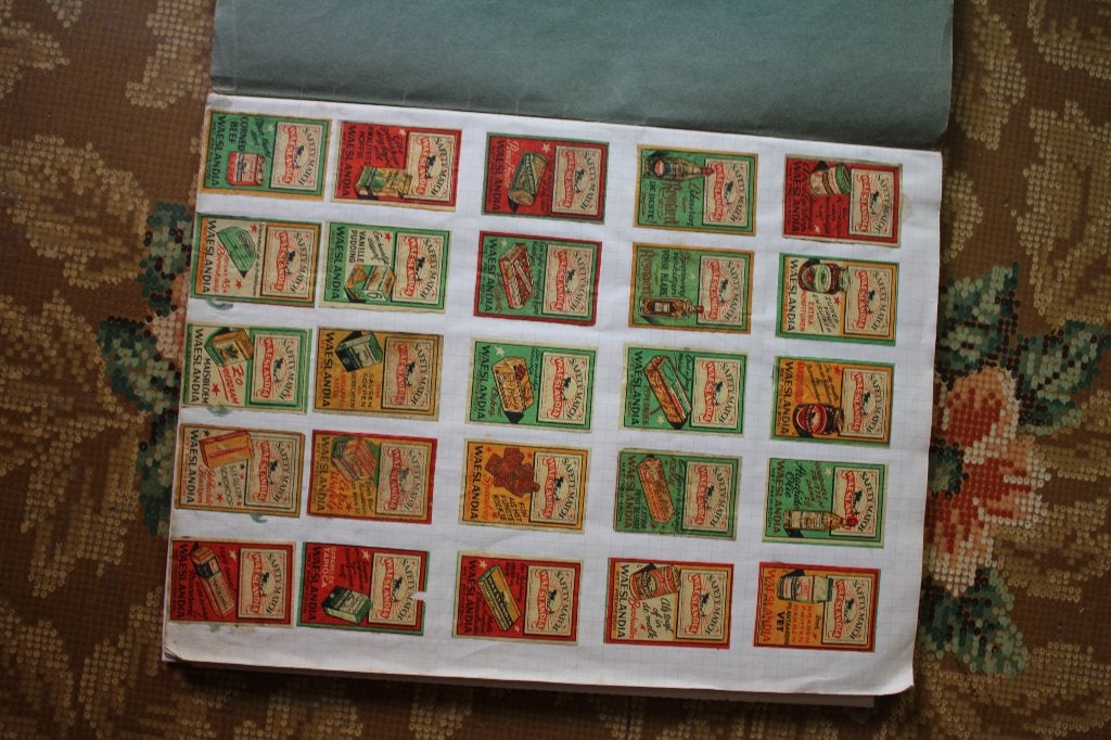 Boek met omslagen van luciferdoosjes, Enlèvement, Utilisé