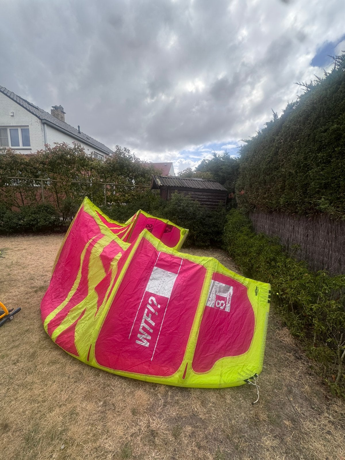 F-One WTF Kites – Set van 3 + Bar – €800, Watersport en Boten, Kitesurfen, Bar, 8 m², Ophalen of Verzenden