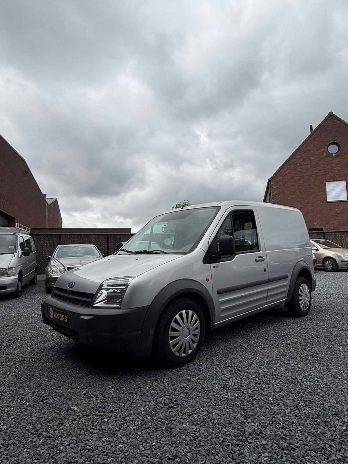 Ford transit Connect airco, Autos, Argent ou Gris, Achat, 1800 kg, Entreprise