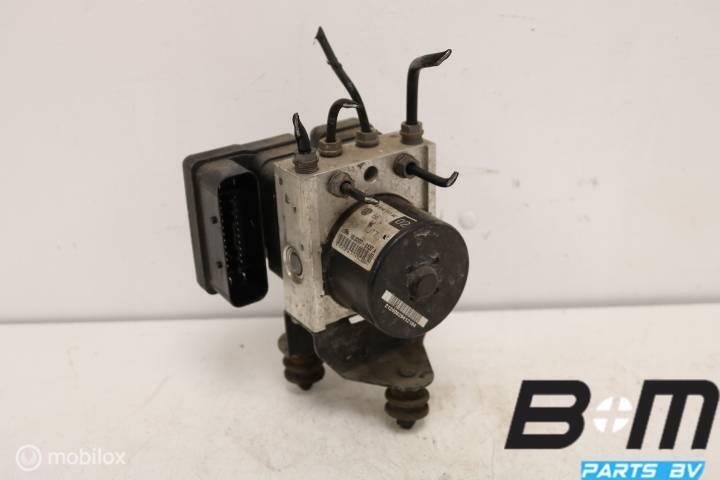 ABS pomp VW Golf 5 5drs 1.4 TSI 1K0614117AC, Utilisé