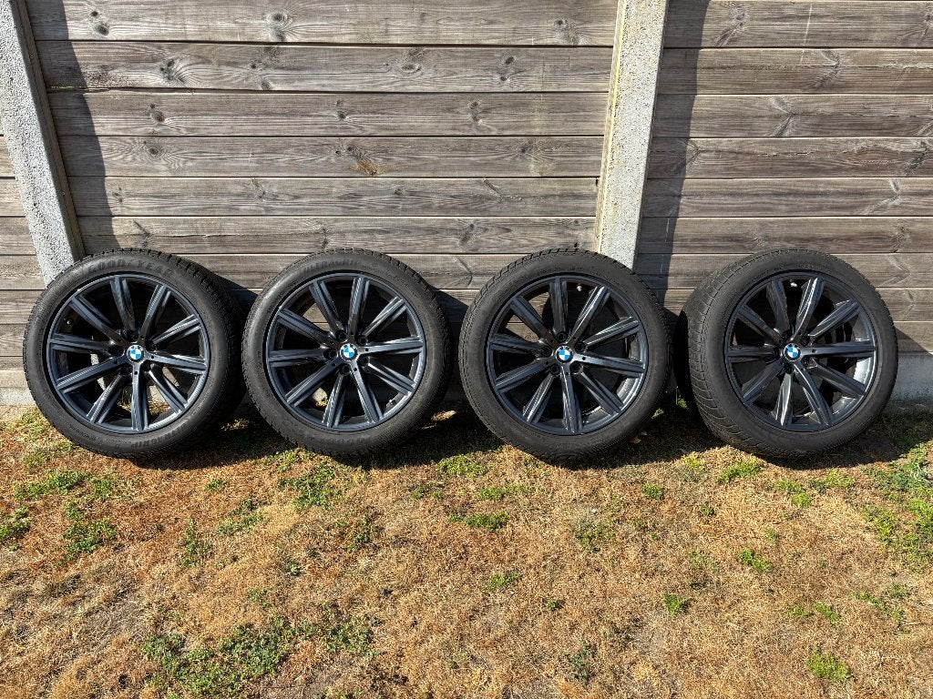 Originele BMW 18” wielset met winterbanden, Auto-onderdelen, Banden en Velgen, Ophalen, 18 inch, Velg(en), Winterbanden