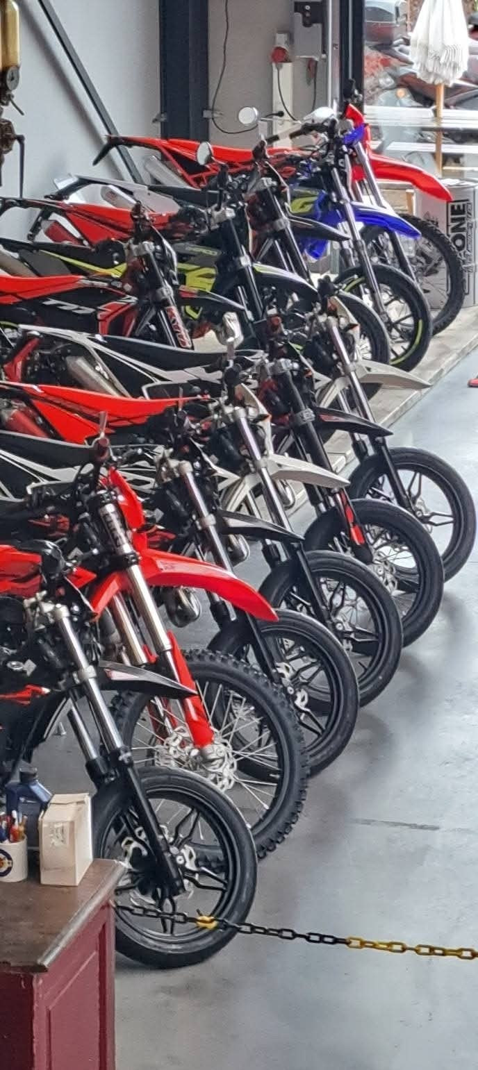 nouvelle version bêta et sherco, Neuf, Autres marques, Enlèvement