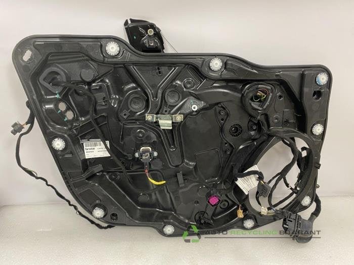 Mécanique vitre 4portes avant gauche d'un Jeep Renegade, -, 3 mois de garantie, Utilisé, -