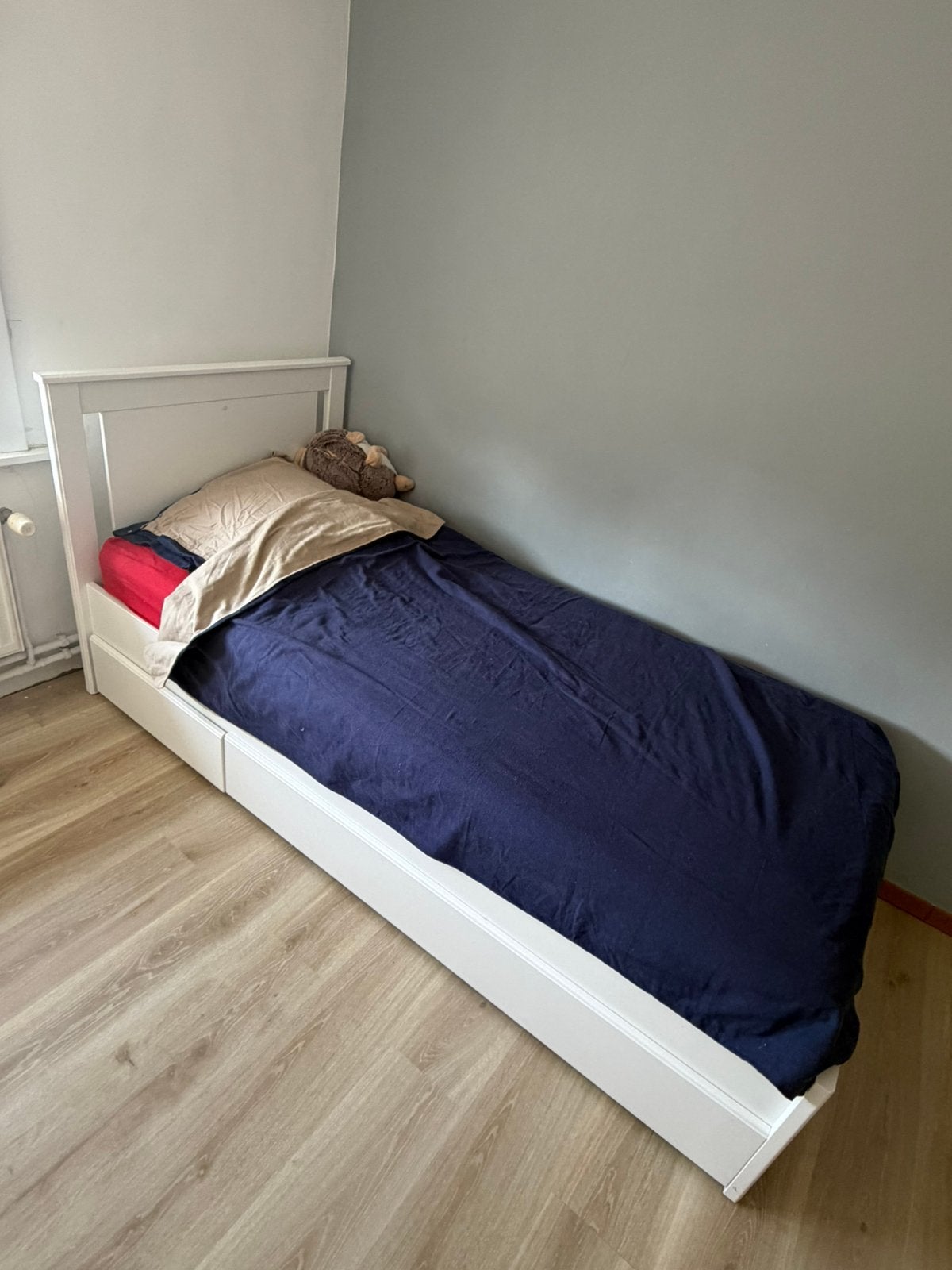 Eenpersoonsbed incl. opbergschuiven, lattenbodem + matras, Ophalen, Zo goed als nieuw