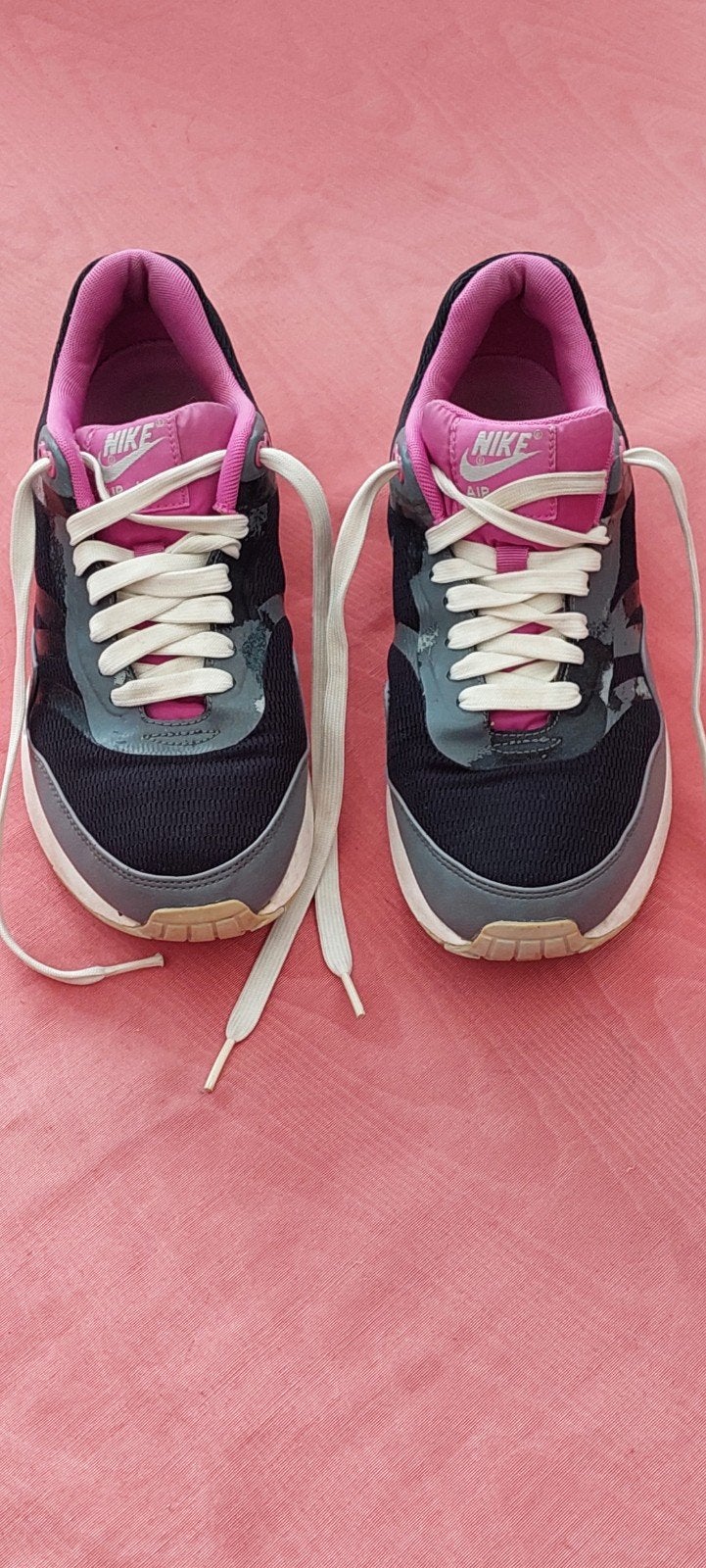snaekers maat 38 1/5 nike, Kleding | Dames, Nike, Ophalen of Verzenden, Zo goed als nieuw, Sneakers