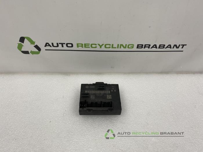 Centrale Deurvergrendelings Module van een Audi A6, Gebruikt, -, -, Ophalen of Verzenden