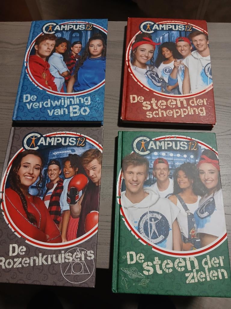Campus 12 (4 boeken), Ophalen of Verzenden, Zo goed als nieuw, Studio 100, Fictie
