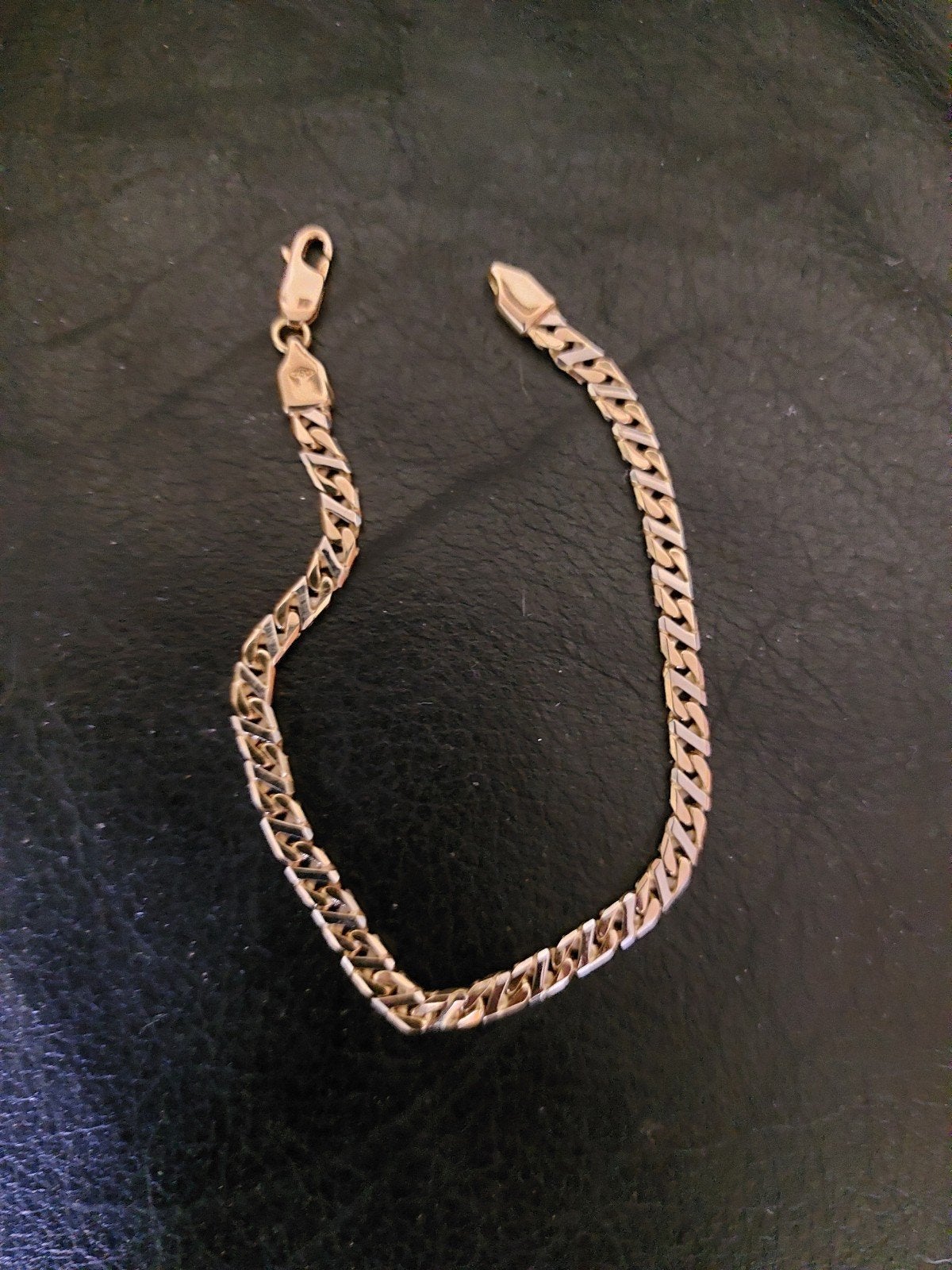 Gourmette or 18carat poinçon 750 12.6gr longeur 19.5cm, Bijoux, Sacs & Beauté, Bracelets, Enlèvement ou Envoi, Or, Or