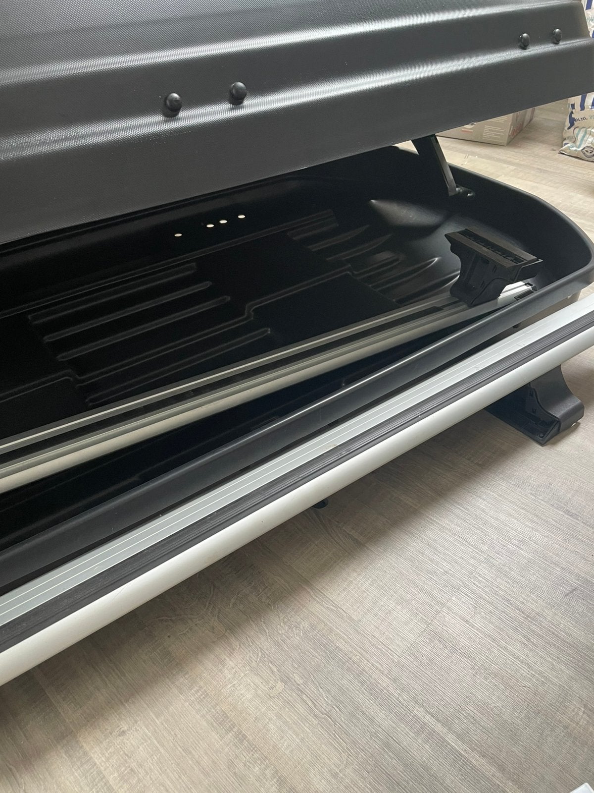 Verkocht!!! Perflex - dakkoffer compleet met bevestigingsset, Auto diversen, Dakkoffers, Zo goed als nieuw, Ophalen