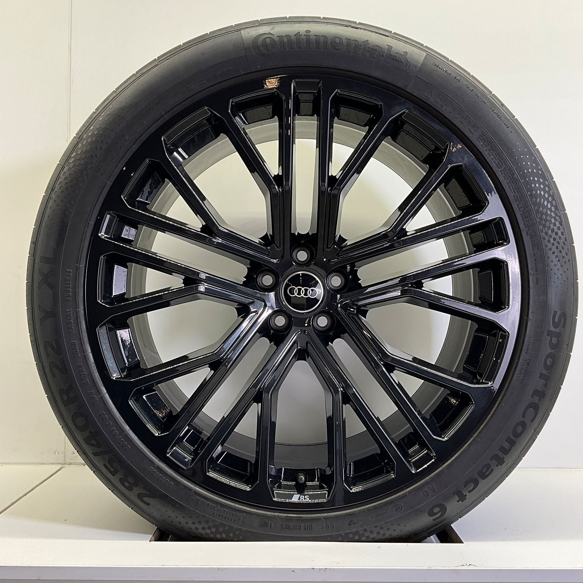 AUDI RSQ8 SQ8 Q8 SET VELGEN + ZOMERBANDEN 22 INCH, Gebruikt, -, 285 mm, -