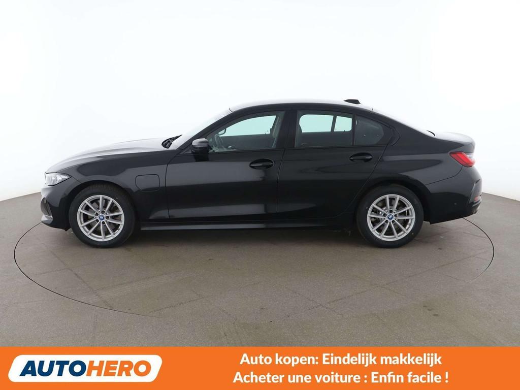 BMW 3 Serie 320 320e (bj 2024, automaat), Auto's, BMW, Automaat, Achterwielaandrijving, Gebruikt, Euro 6
