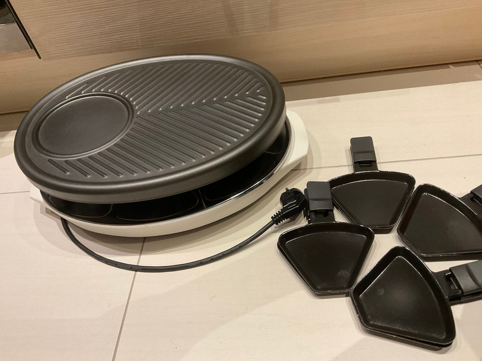 Gourmetstel, Elektronische apparatuur, Gourmetstellen, Ophalen, Zo goed als nieuw, 4 t/m 7 personen