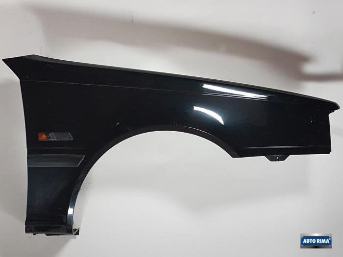 Aile avant droite d'un Volvo 4-Serie (305), -, 3 mois de garantie, Utilisé, -