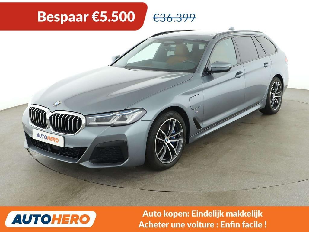BMW 5 Serie 530 530e M Sport (bj 2021, automaat), Achterwielaandrijving, Euro 6, Bruin, 5 deurs