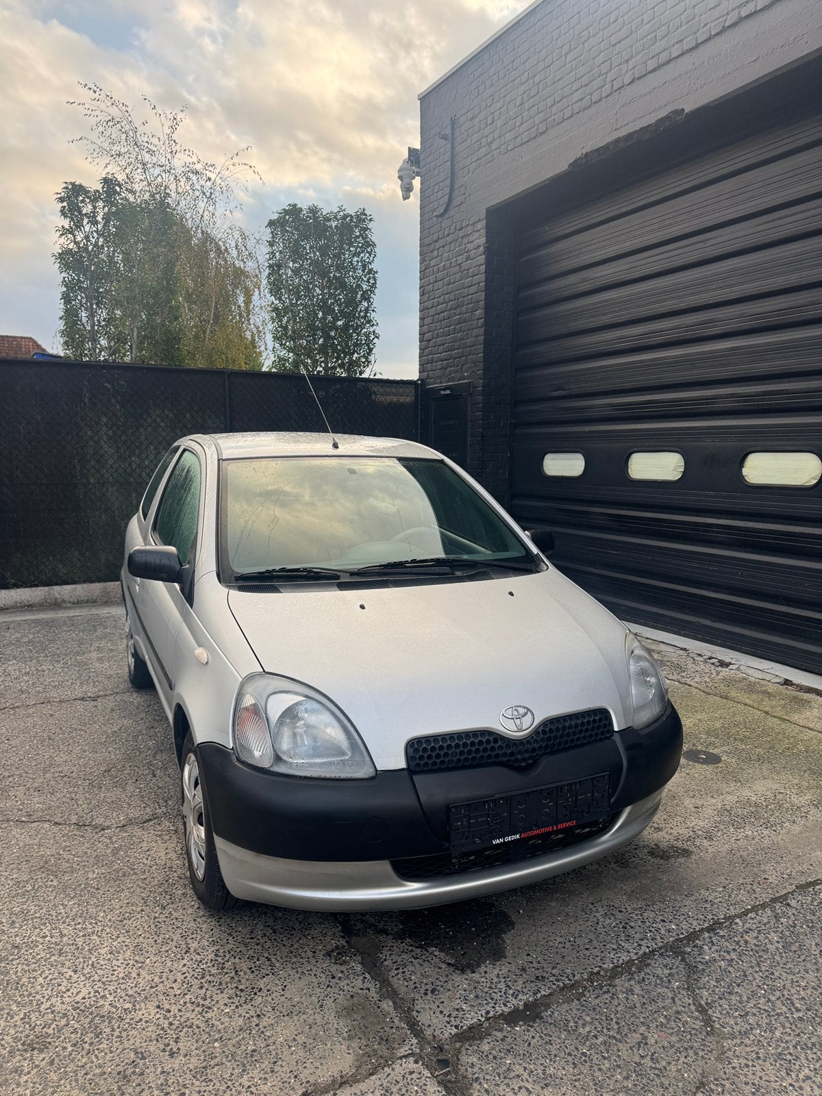 Toyota Yaris 1.0 VVT AIRCO CARPLAY GEKEURD, Auto's, Handgeschakeld, Particulier, Yaris, Airconditioning