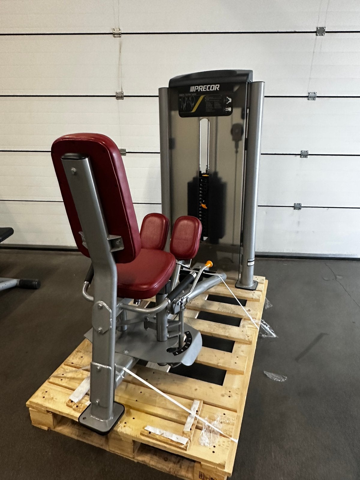 In Nieuwstaat Precor Abductor / Adductor Combinatie Apparaat, Sport en Fitness, Ophalen, Zo goed als nieuw, Benen