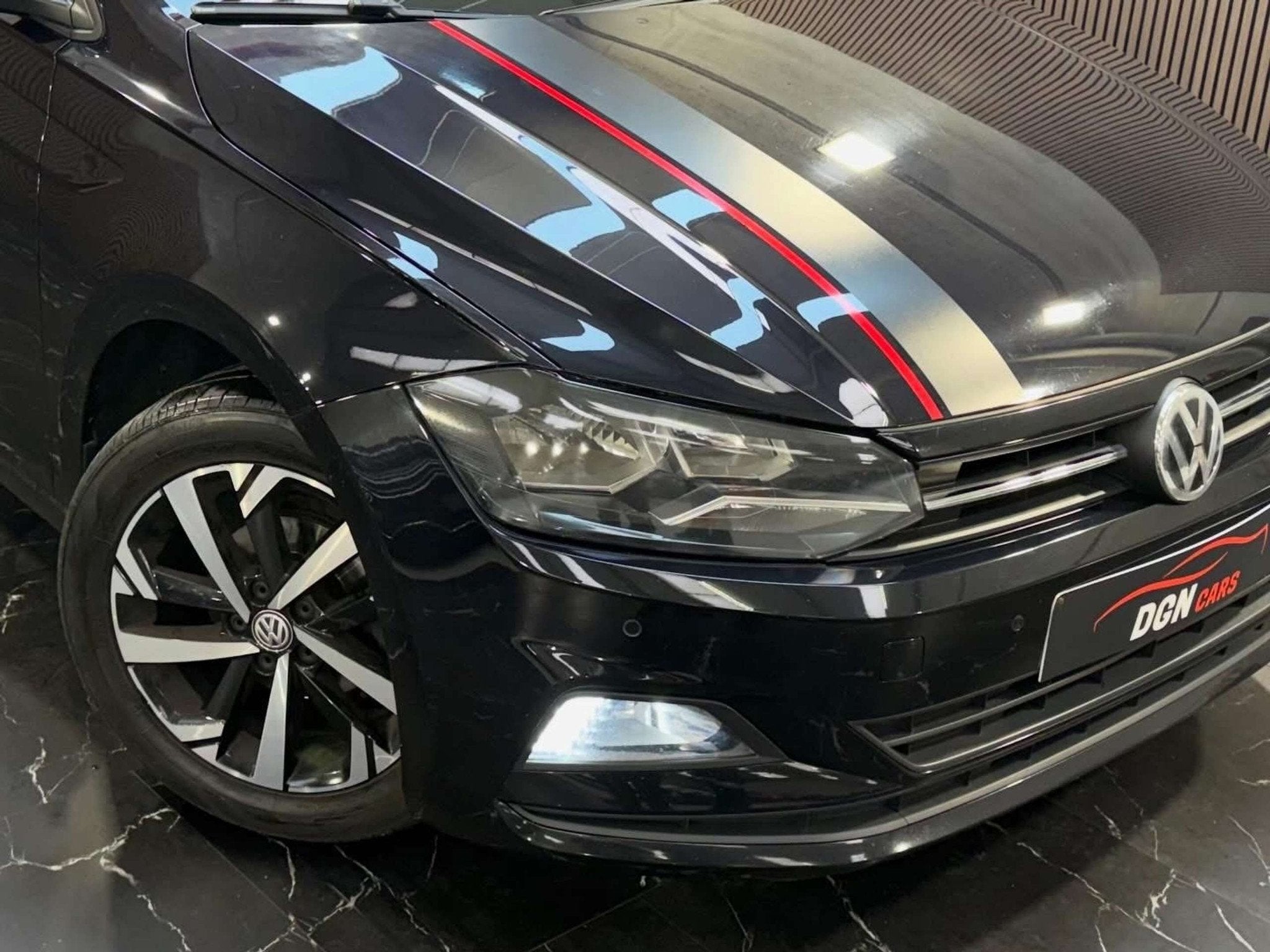 Volkswagen Polo Polo 1.0 TSi Beats (bj 2018), Auto's, Voorwielaandrijving, Gebruikt, Euro 6, Zwart