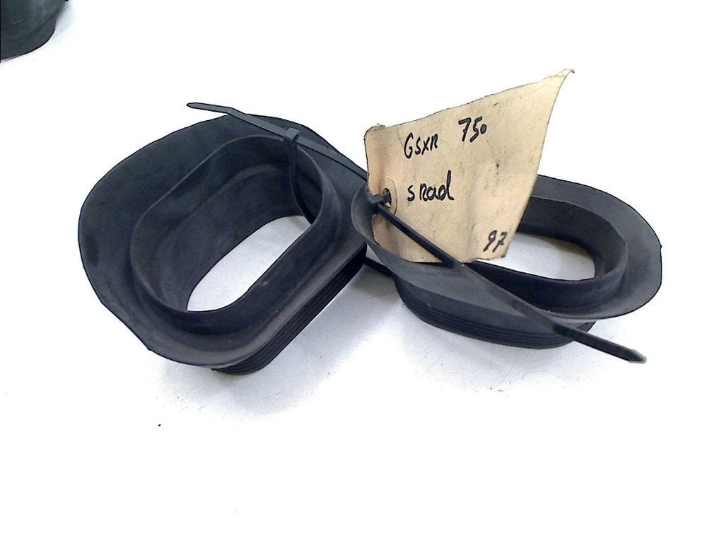 PRISE D'AIR Suzuki GSX R 750 1996-1999 SRAD (GSXR750), Dhr. S. di Majo, Utilisé, Info@cama-motorparts.nl, P.J. Troelstraweg 8 8
3144 CX  MAASSLUIS, NL
