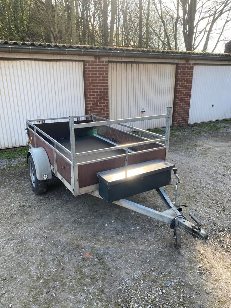 Remorque simple essieux 220x125 cm en tres bon etat !!! 799€, Autos : Divers, Remorques, Enlèvement, Comme neuf