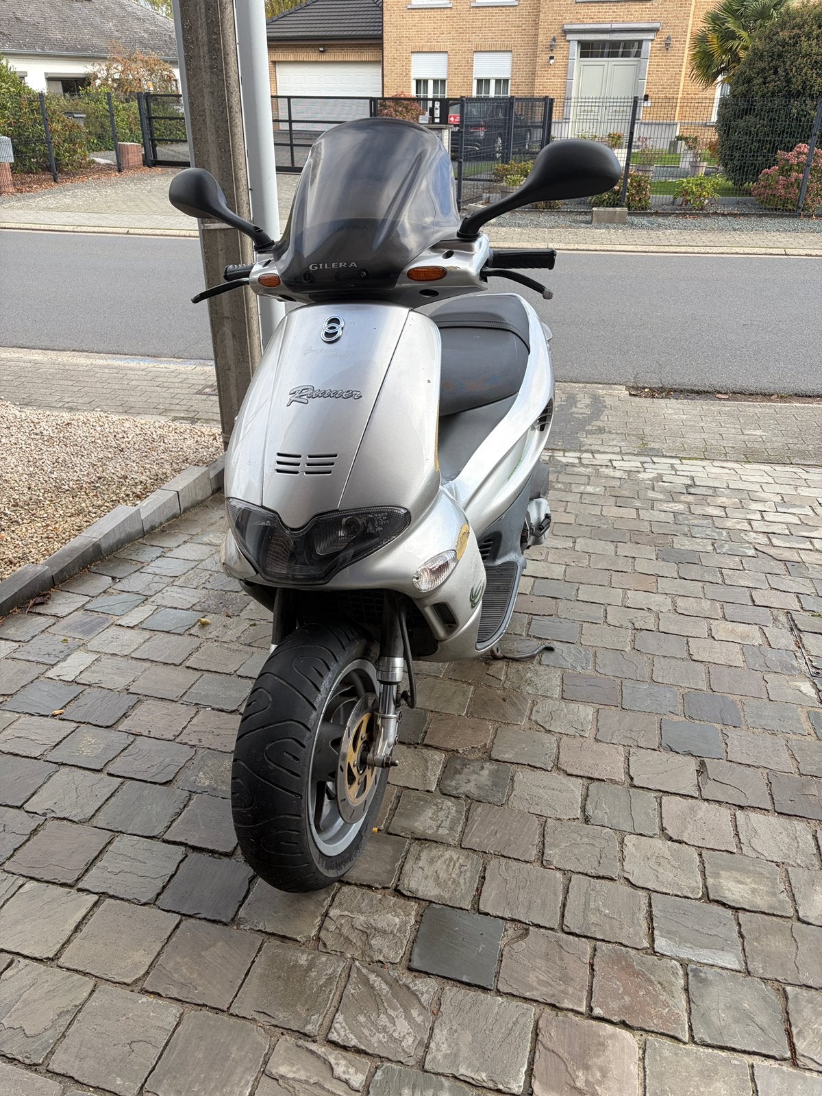 gilera runner 50cc DD 1998, Fietsen en Brommers, Ophalen, Tweetakt, Gebruikt, Overige modellen