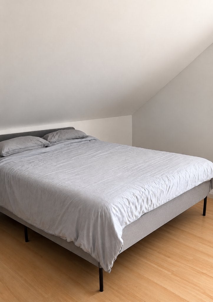 1m40 bed + lattenbodems + matras, Gris, Tissu, Enlèvement, 200 cm