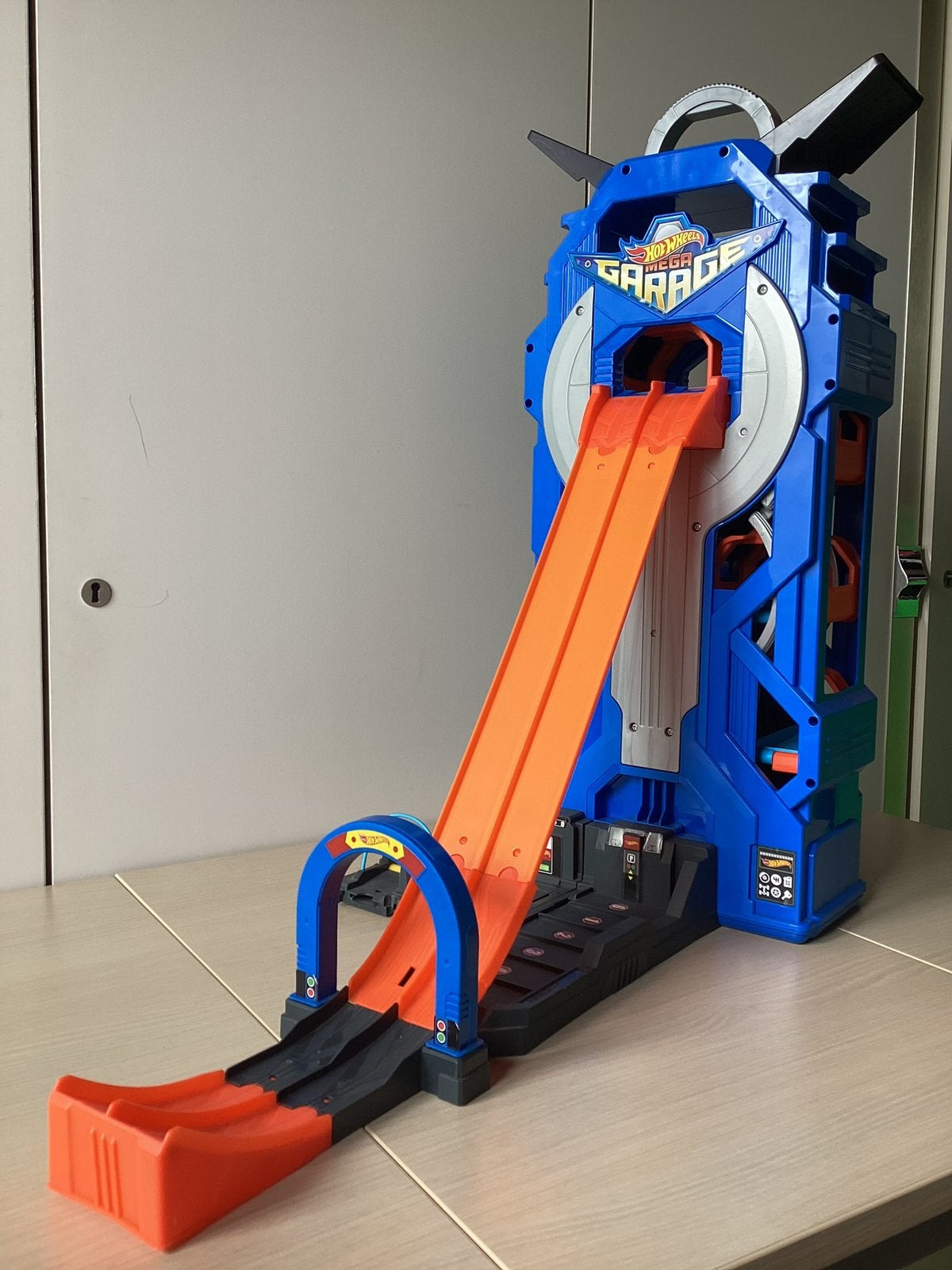 Hot Wheels Mega Garage / Ultimate Garage, Kinderen en Baby's, Ophalen of Verzenden, Gebruikt, Racebaan, Hot Wheels