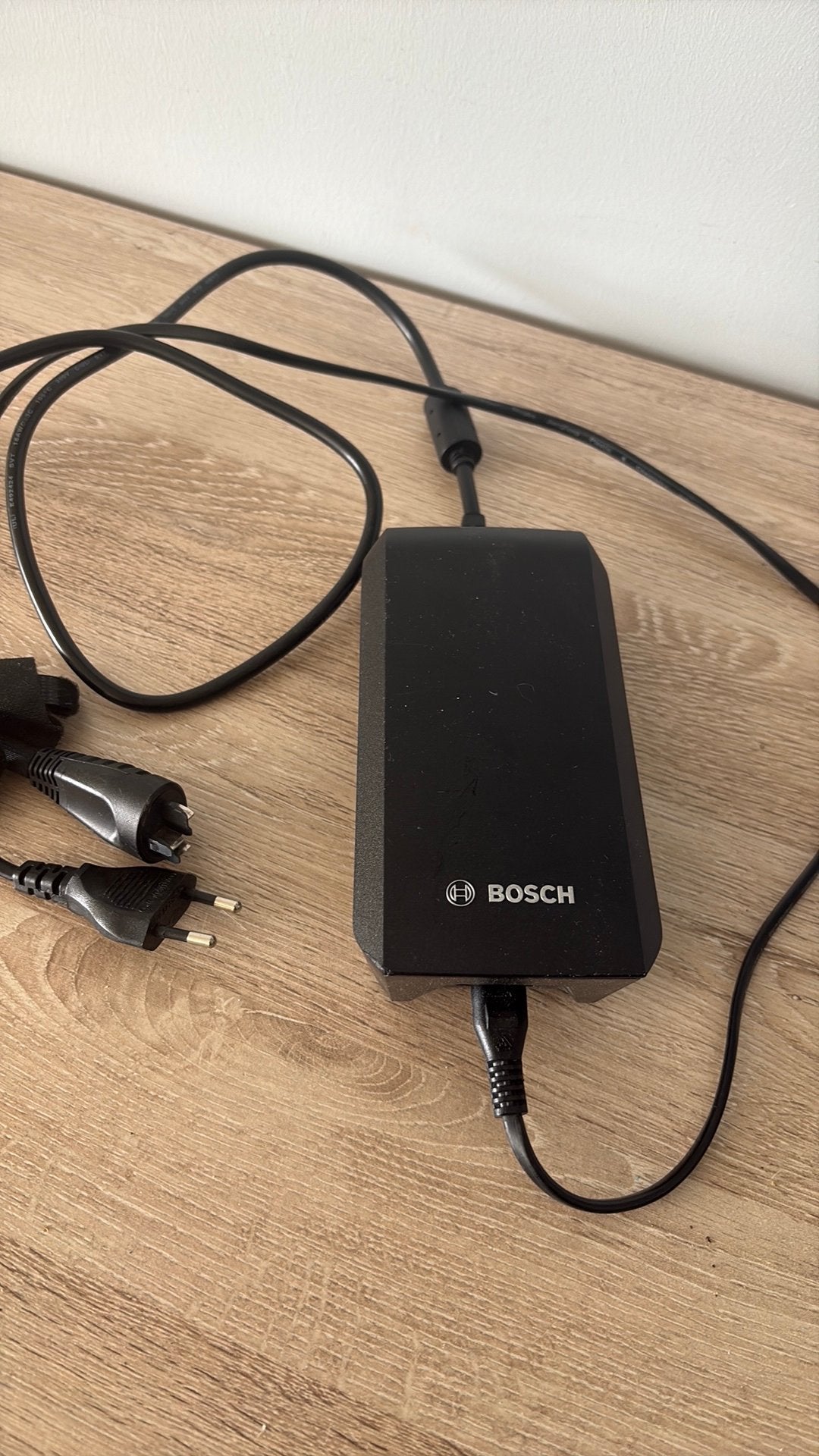 Bosch lader voor elektrische fiets, Ophalen, Zo goed als nieuw