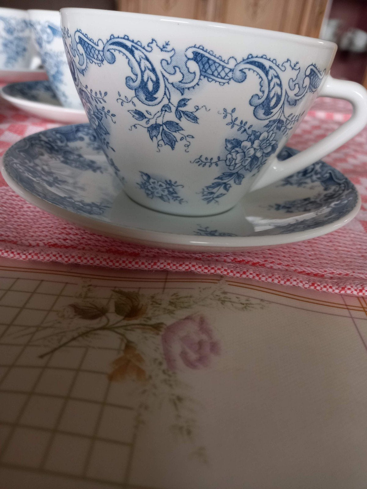 12 tasses neuves +sous tasses., Enlèvement ou Envoi, Neuf