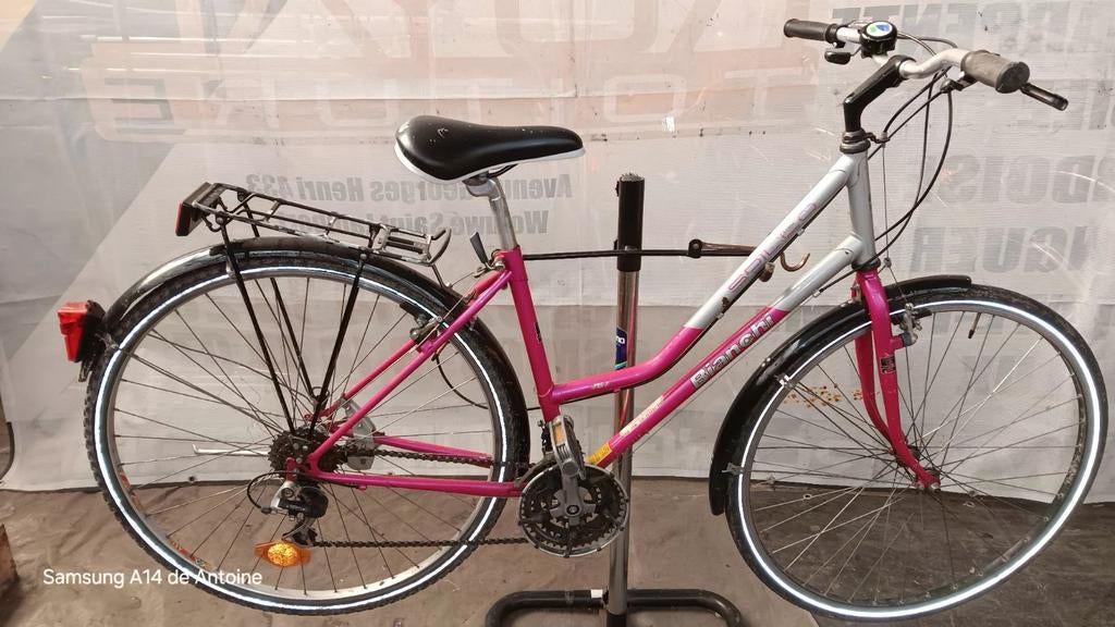 Vintage damesfietsen, Ophalen
