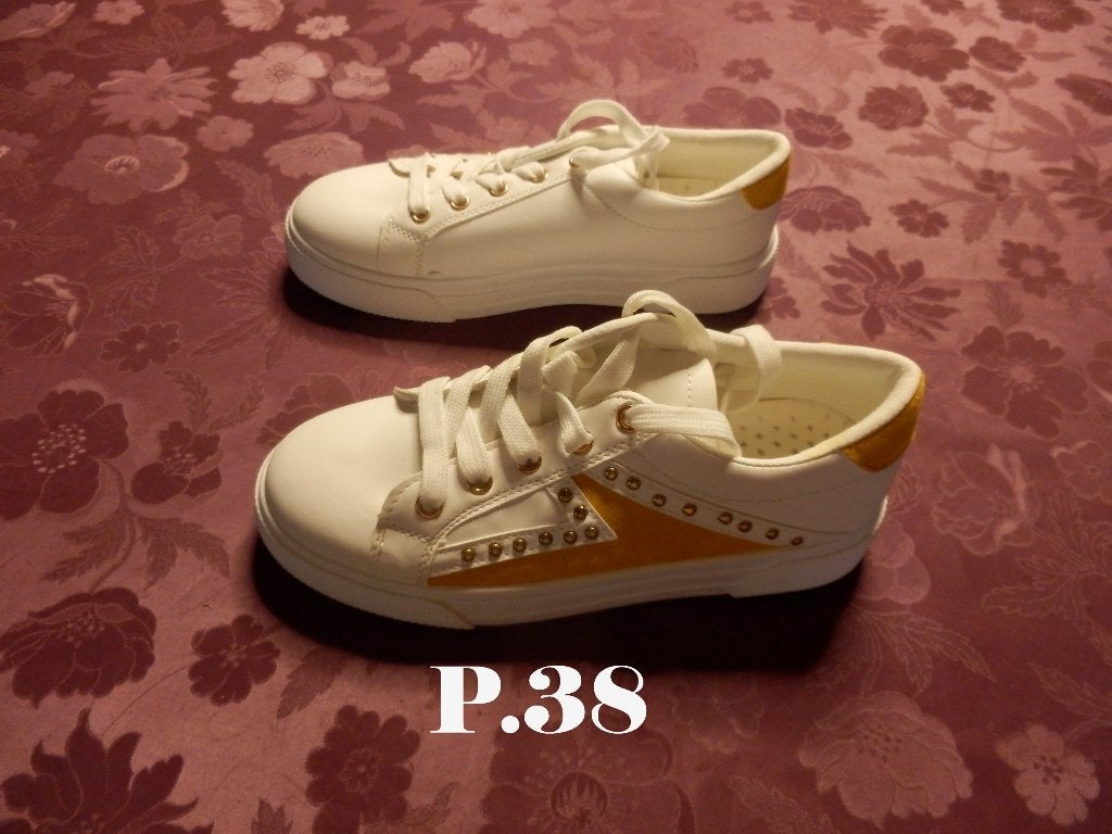 (11) - baskets femme p.38 blanc orange - neuves - bestelle -, Neuf, Enlèvement ou Envoi, Blanc, Bestelle