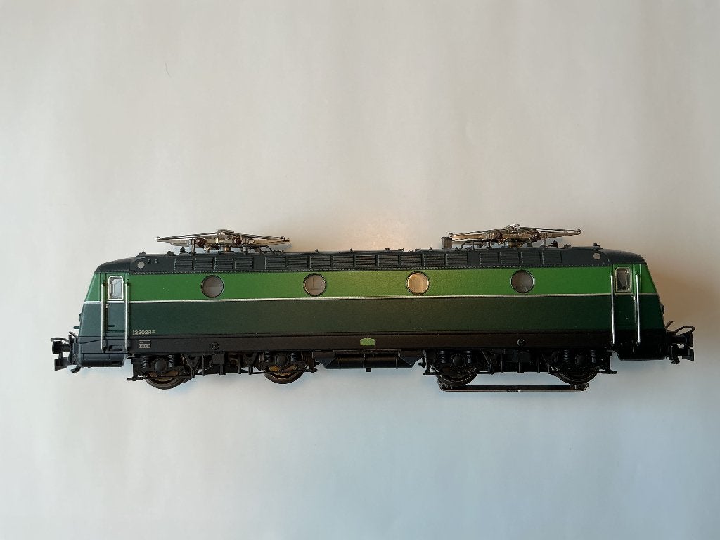 Marklin 37231 NMBS 122028 nieuw, Wisselstroom, Locomotief, Nieuw, Ophalen of Verzenden