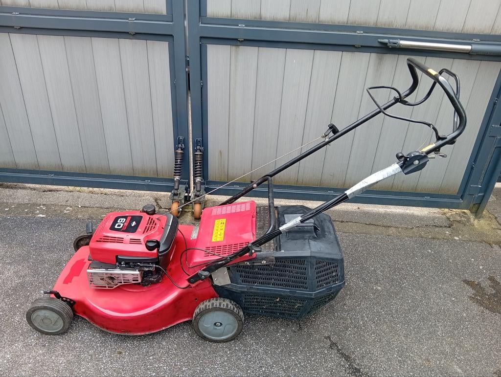 Zelftrekker Briggs and Stratton, Ophalen, Opvangbak
