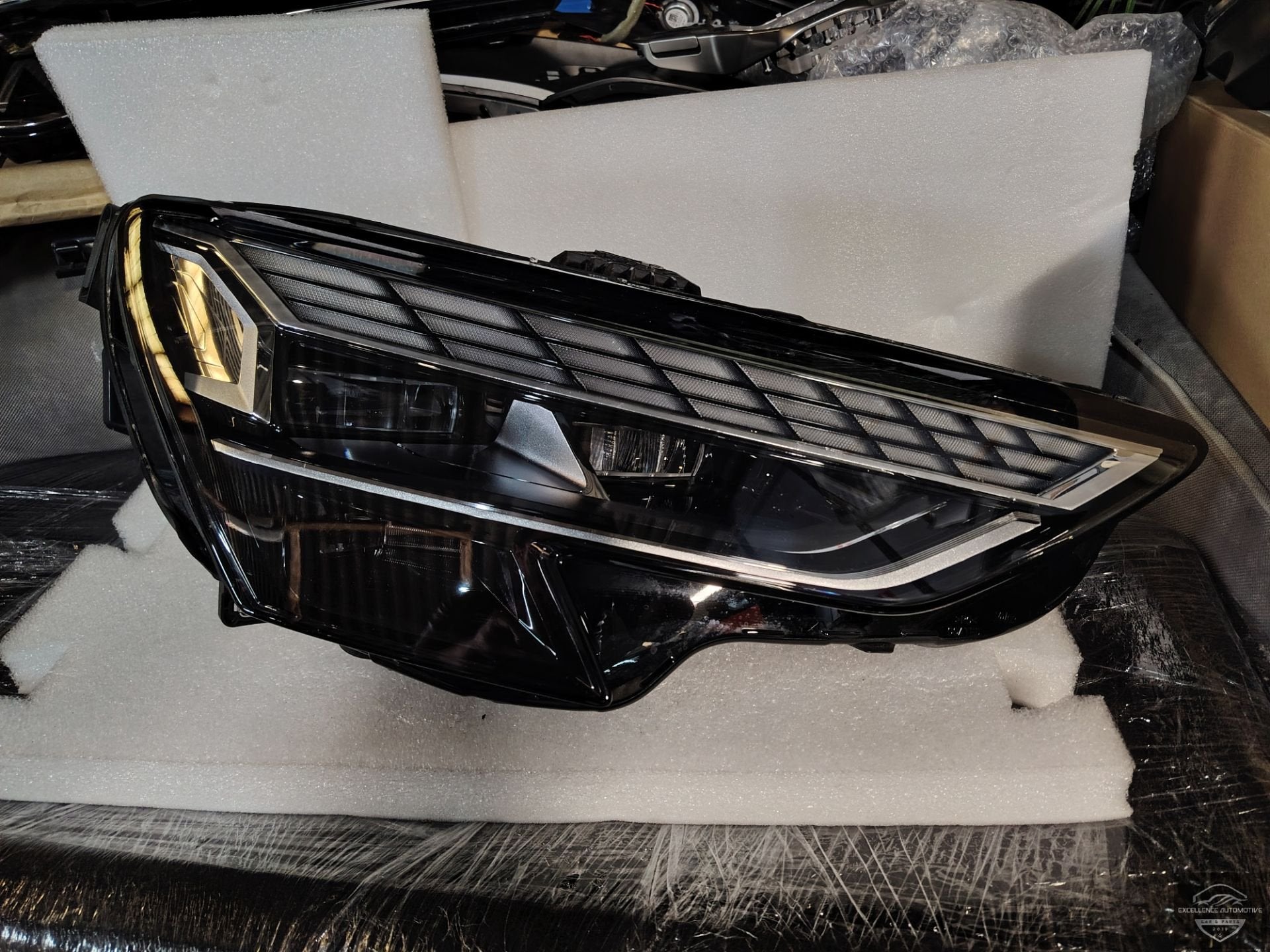 Phare avant droit Matrix pour Audi A3 8Y Facelift 2024+ 8Y09, Autos : Pièces & Accessoires, Éclairage, Audi, Utilisé