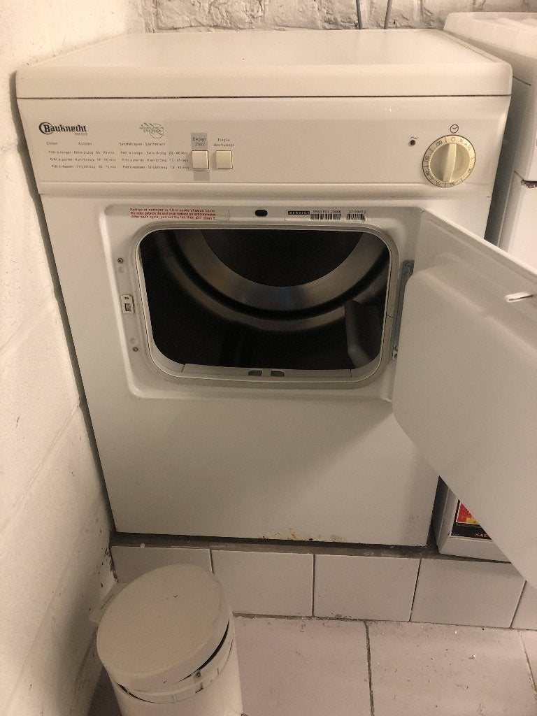 sèche-linge Bauknecht TRA5010, Electroménager, 6 à 8 kg, Chargeur frontal, Enlèvement, Ne fonctionne pas