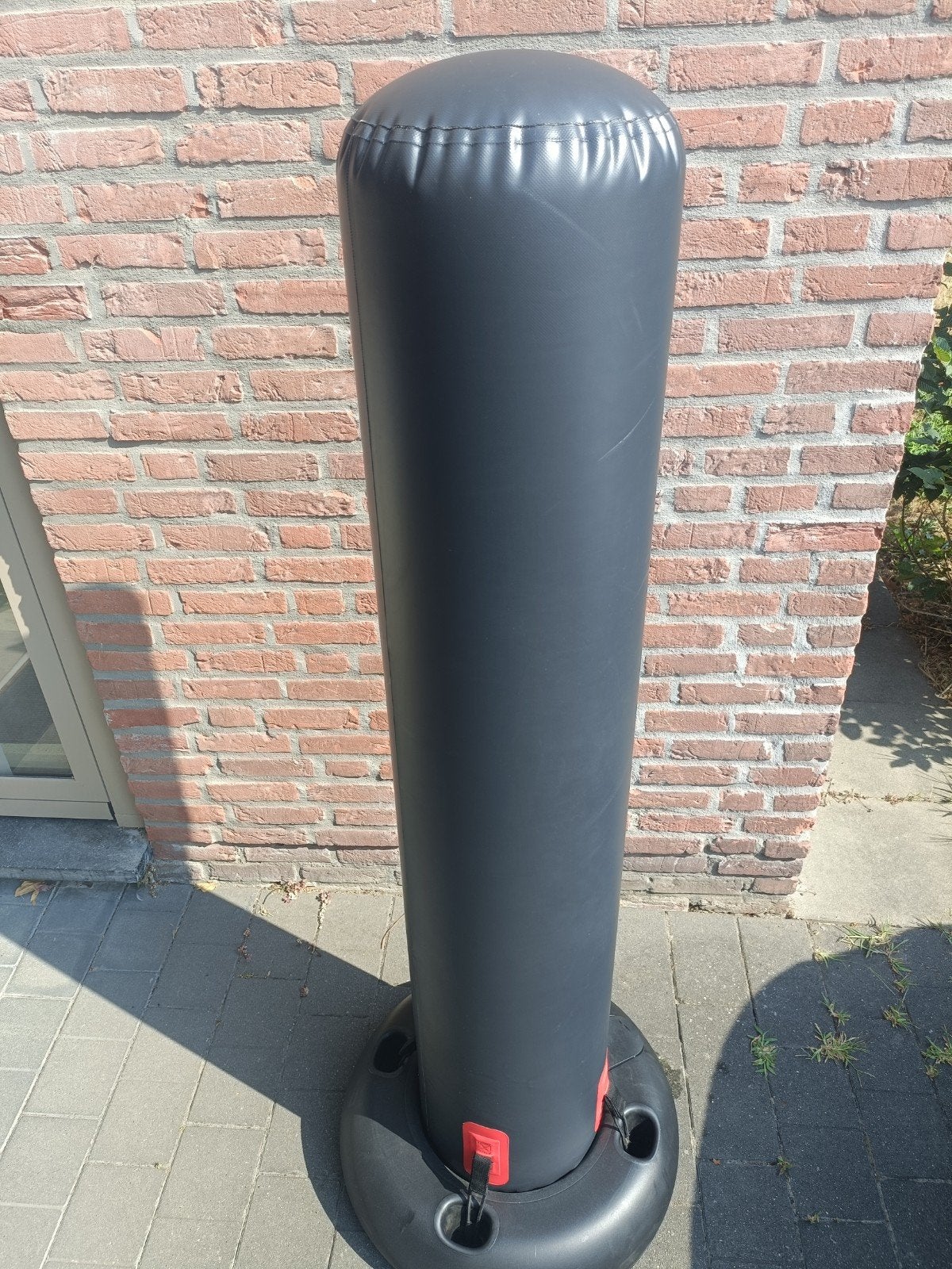 Outshock opblaasbare bokszak – in goede staat, Sport en Fitness, Ophalen, Gebruikt, Bokszak