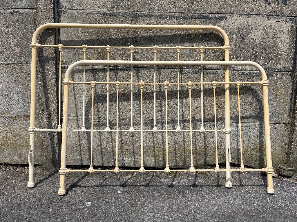 Antieke metalen bed frame, Ophalen, Gebruikt