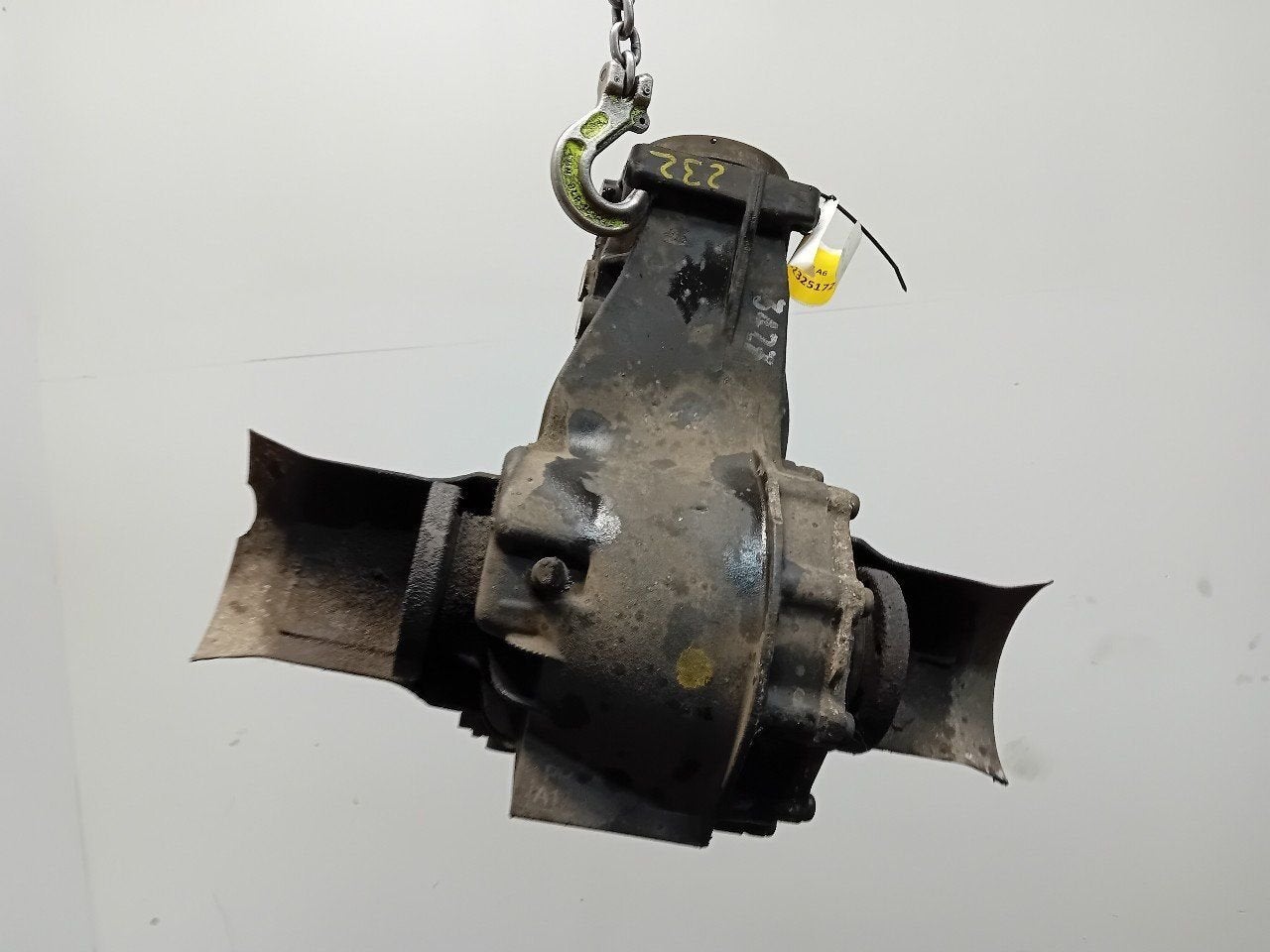 Cardan Audi A6, Onderdelen@venauto.nl, Van der Ven Autorecycling B.V., Gebruikt, Ettenseweg 76, 4706 PB Roosendaal, The Netherlands