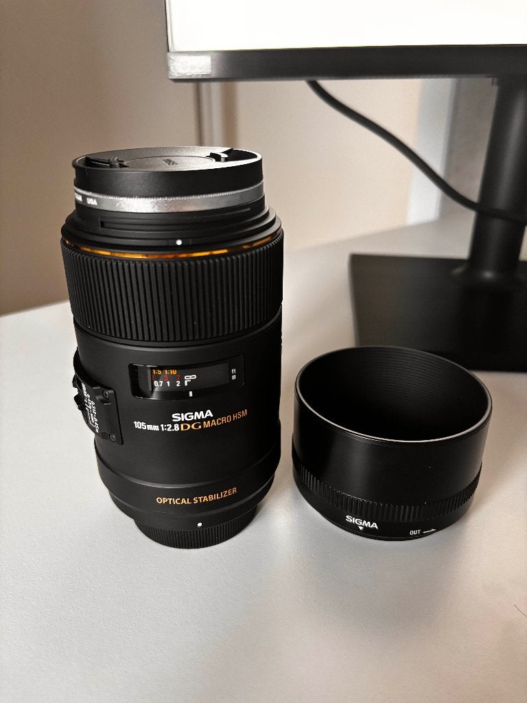 Sigma 105mm f/2.8 DG Macro HSM voor Nikon - amper gebruikt, Audio, Tv en Foto, Foto | Lenzen en Objectieven, Ophalen, Macrofunctie