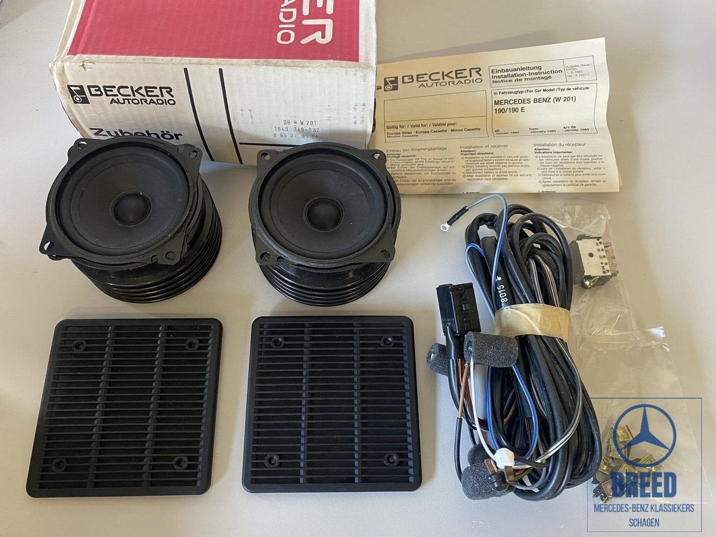NOS inbouwset luidsprekers achter voor Mercedes-Benz W201, Auto diversen, Autoradio's, Ophalen of Verzenden, -, -, -