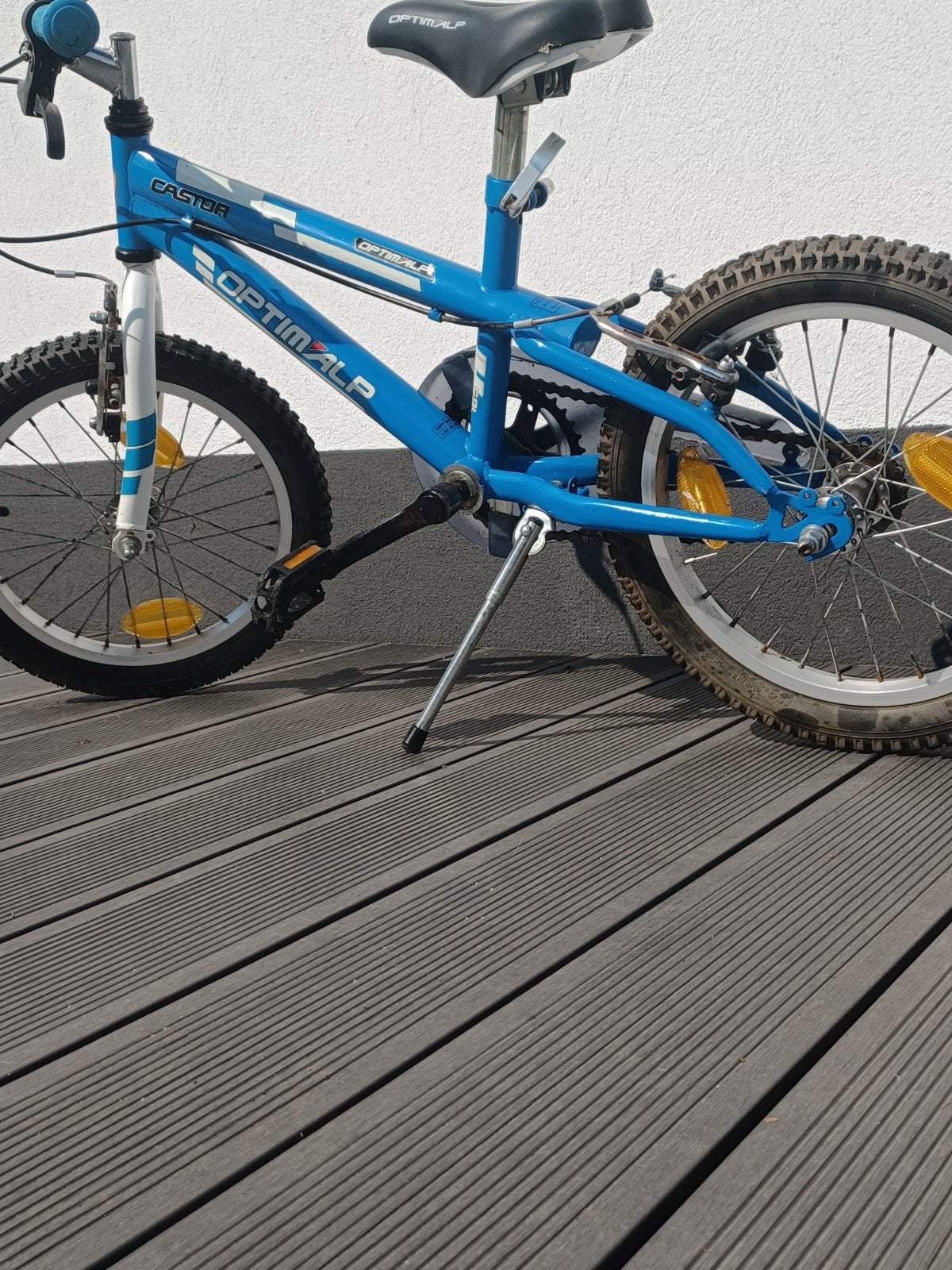 Vėlo enfant, Utilisé