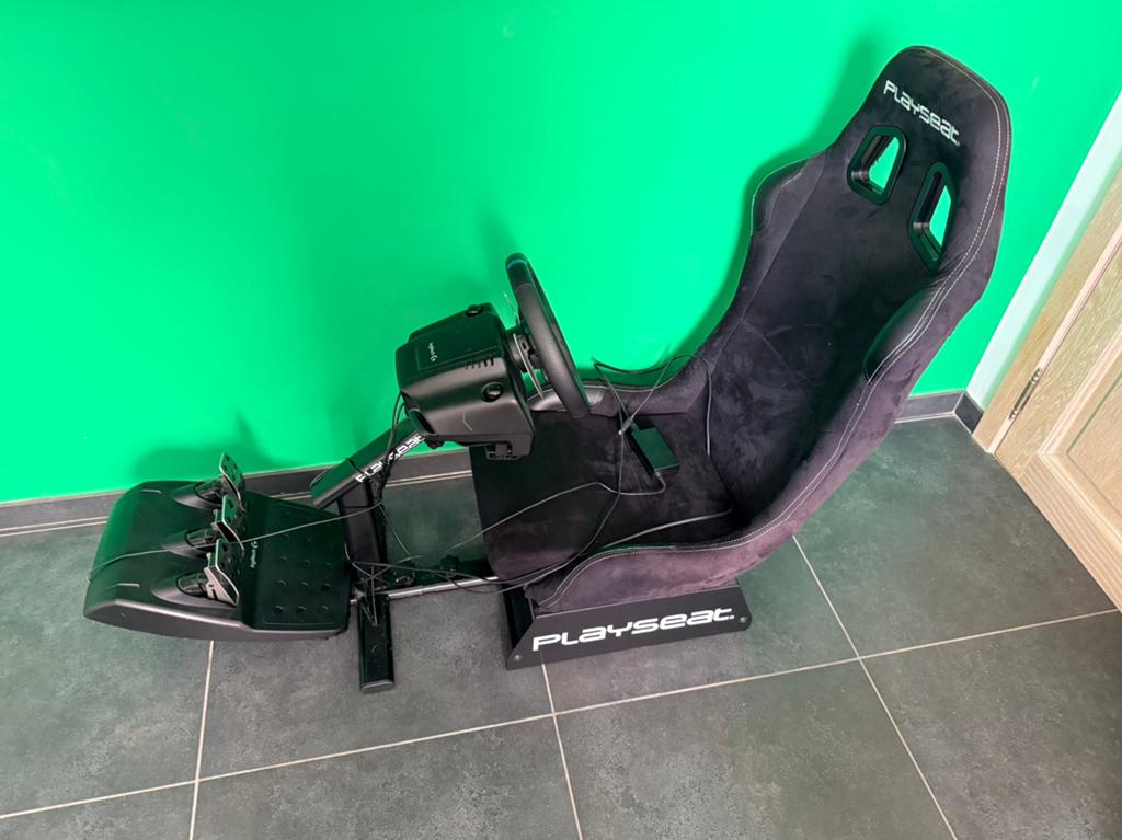Playseat + logitech stuur, Games en Spelcomputers, Spelcomputers | Sony Consoles | Accessoires, Ophalen, Gebruikt, PlayStation 3