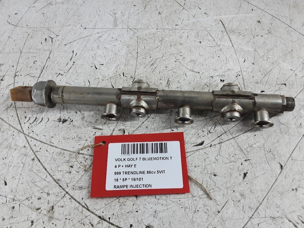 RAMPE D'INJECTION Volkswagen Golf VII (AUA) (04C133320F), Volkswagen, Mevr. I. Hauben, Utilisé, Rue de l'Espoir 34 34
4030  GRIVEGNÉE, BE