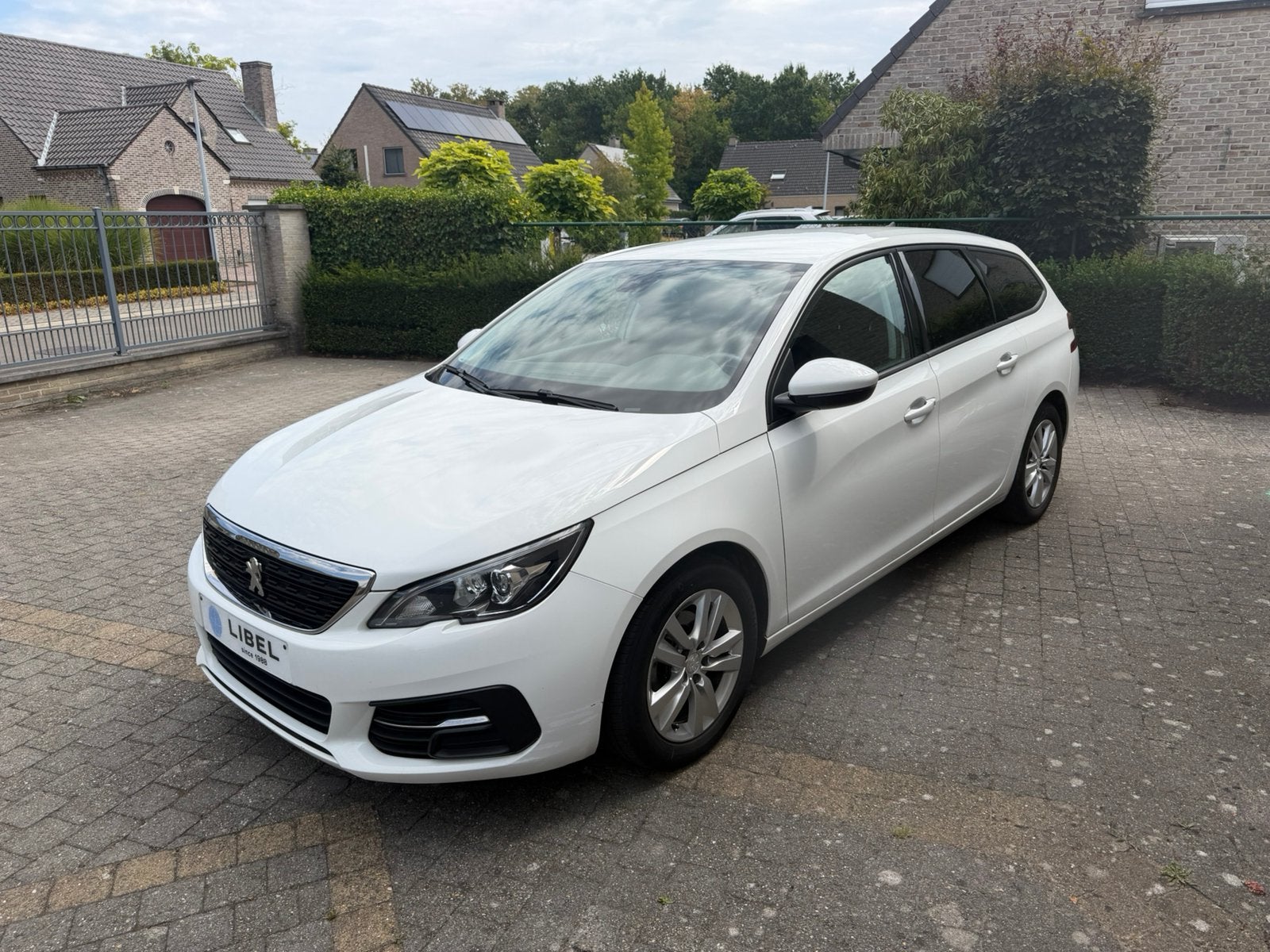 Peugeot 308 sw 12/2020 1.5HDi *incl btw/garantie*, Auto's, 75 kW, Euro 6, Bedrijf, https://public.car-pass.be/vhr/0a77ffda-5f6e-4f9f-8149-16ea732255c6
