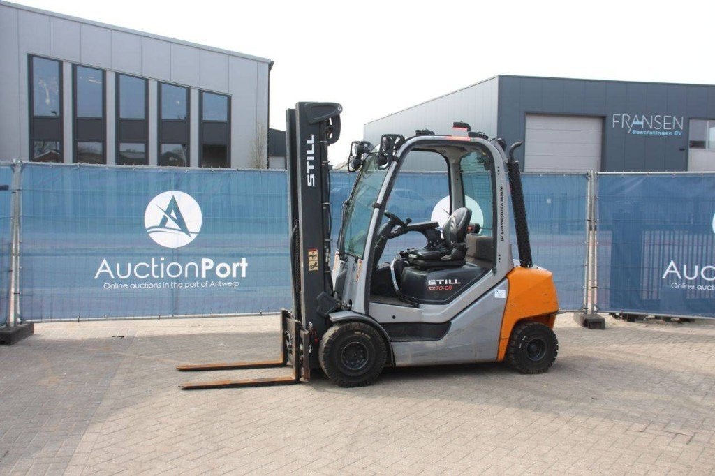 Veiling: Heftrucks en Palletwagens, Ophalen, Diesel, Heftruck