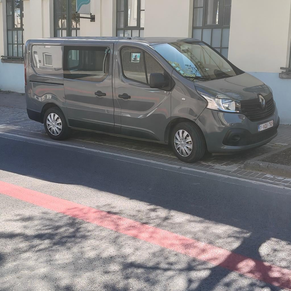 Renault Trafic DCI 120 2FL102, Autos, Renault, Achat, 3 places, Boîte manuelle, Autre carrosserie