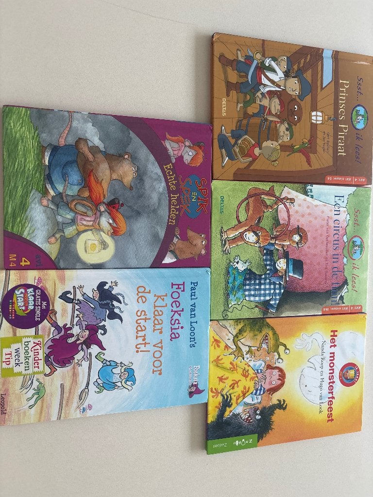 5 kinderboekjes AVI 4, Boeken, Ophalen of Verzenden, Zo goed als nieuw, Fictie algemeen