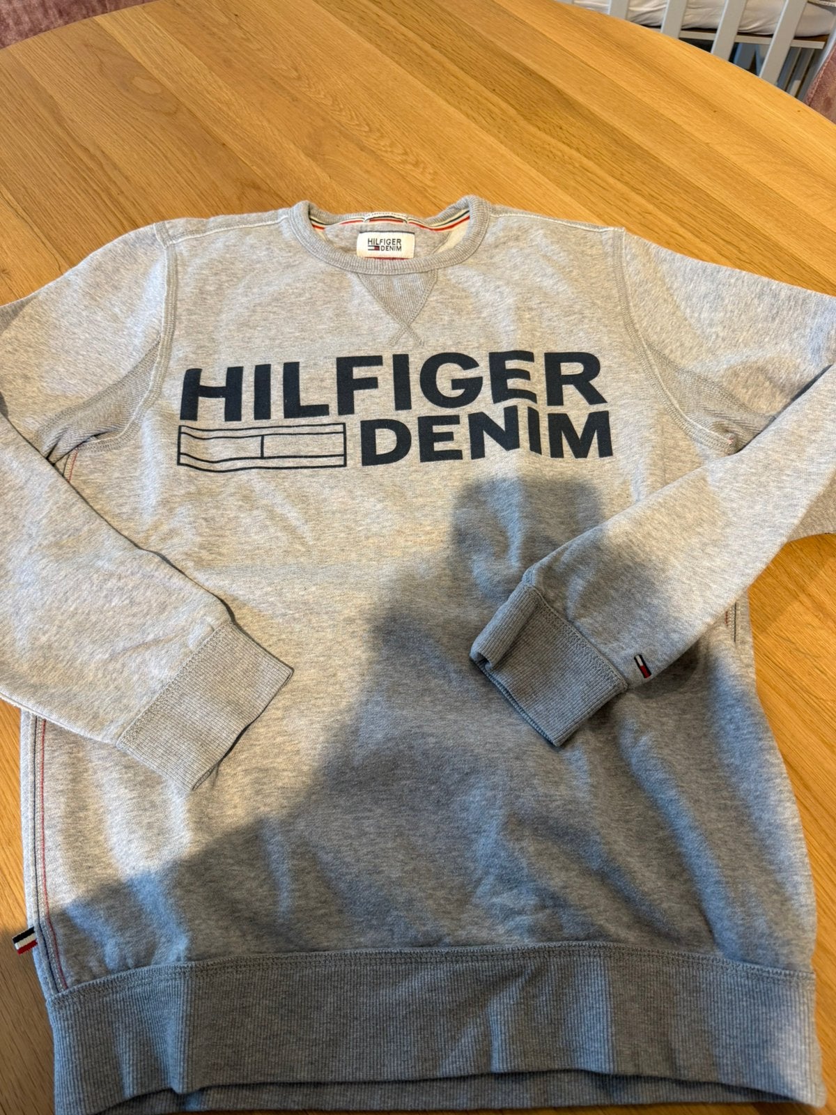 Pull Tommy Hilfiger, Enlèvement ou Envoi, Comme neuf, Taille 46 (S) ou plus petite, Gris
