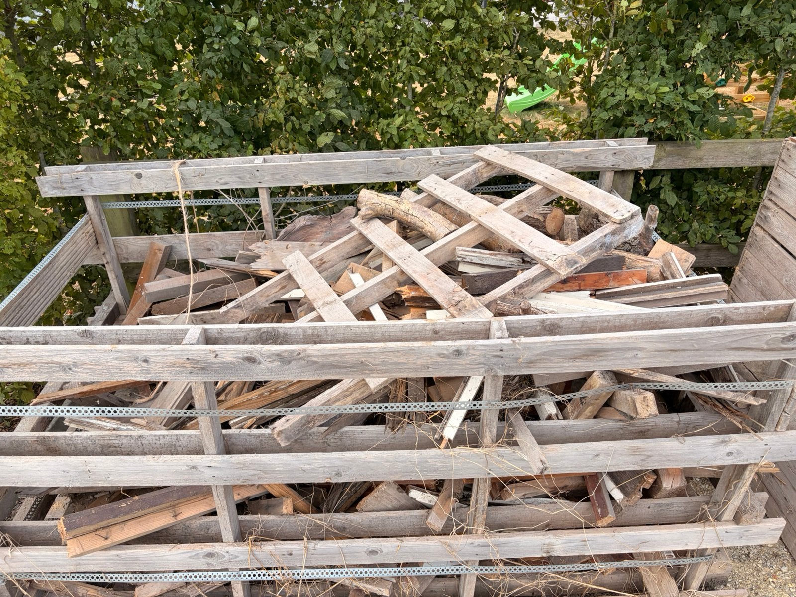 Brandhout van terras en palletten, Ophalen, Gebruikt, Minder dan 180 cm, Palen