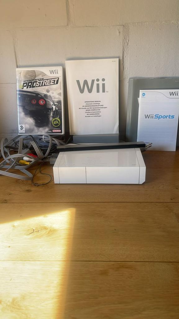 Wii Nintendo incl accessiores & spelletjes!, Games en Spelcomputers, Ophalen of Verzenden, Zo goed als nieuw
